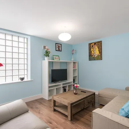 Lejlighed Spacious 2-bedroom Near O'connell St
