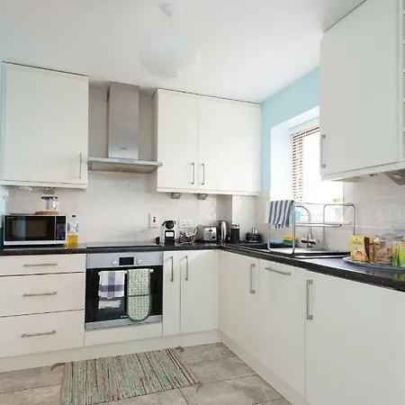 Spacious 2-bedroom Near O'connell St Дублин