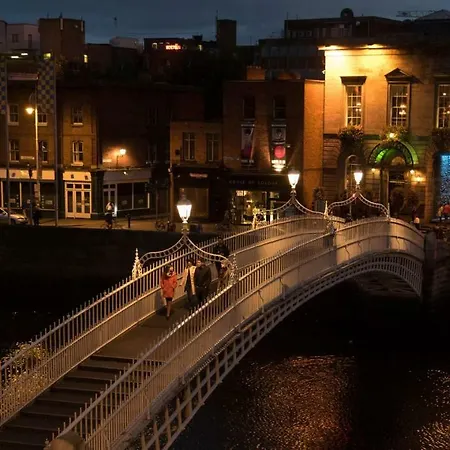 Spacious 2-bedroom Near O'connell St Apartmán Dublin