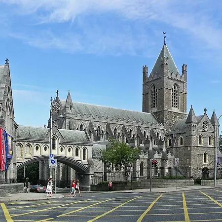 Apartament Spacious 2-bedroom Near O'connell St
